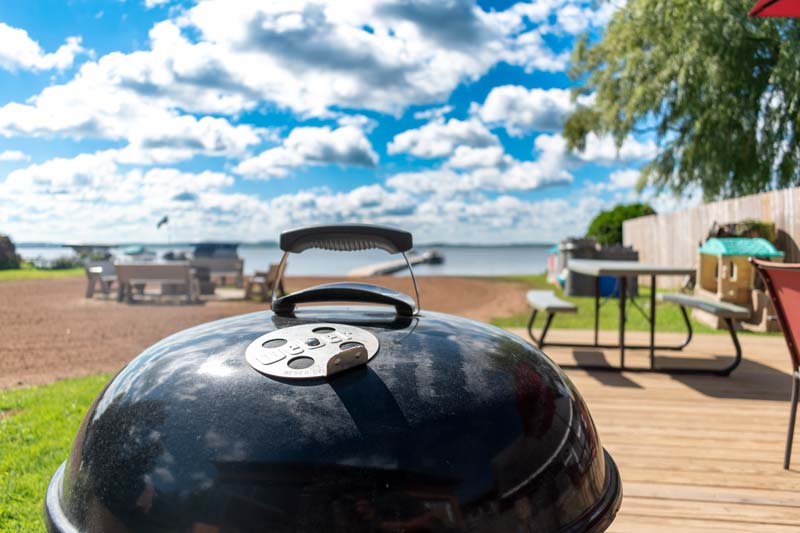 close up of top of black Webber grill